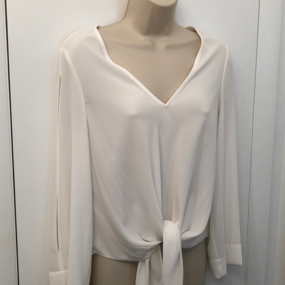 Rachel Roy // sheer white blouse 🤍 - Picture 3 of 5